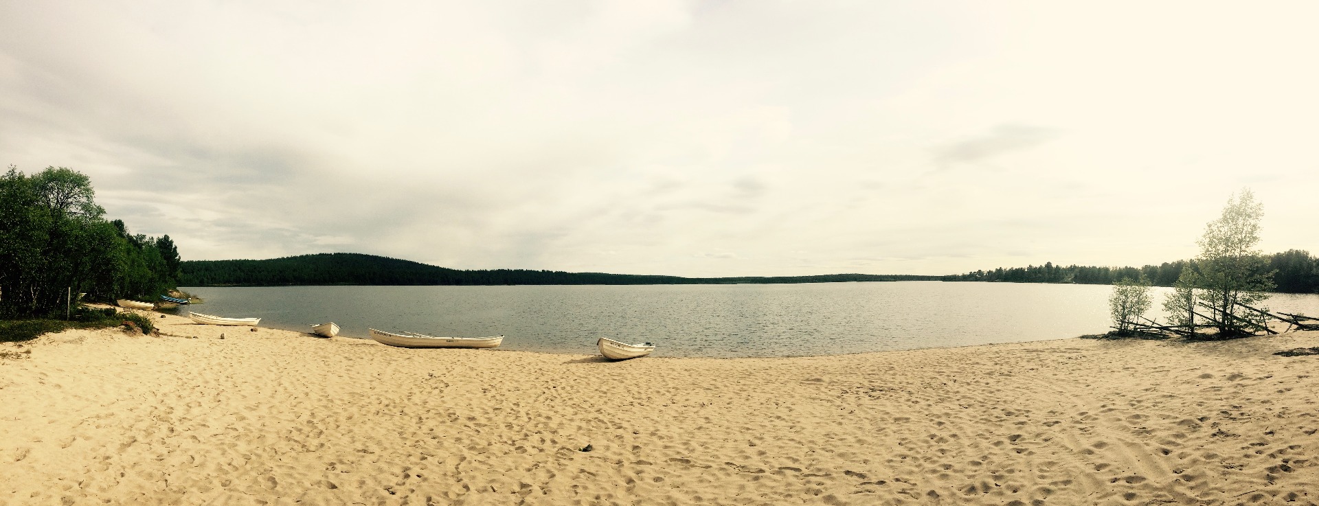 Une plage en Laponie... Pourquoi aller aux Bahamas ?